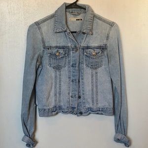 Top shop cropped denim jacket. Women’s 6